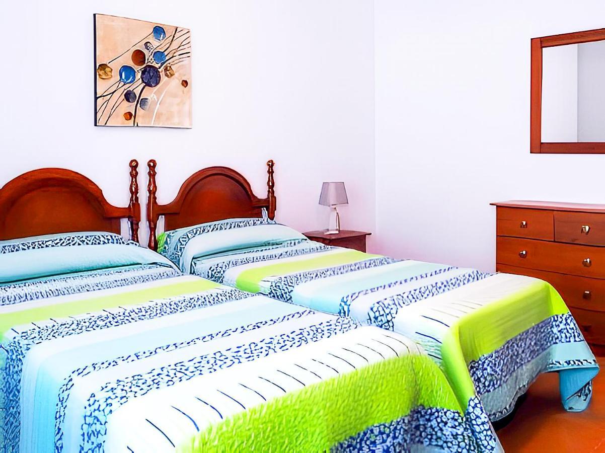 Apartamentos Garaje & Aire & Wifi & Solo Familias Y Parejas Conil De La Frontera Dış mekan fotoğraf